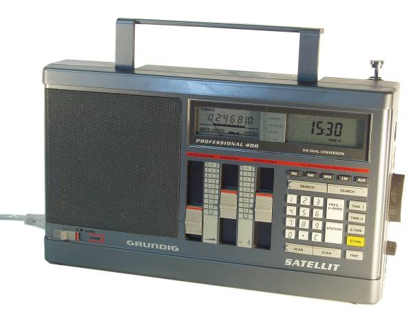 Grundig Satellit 400
