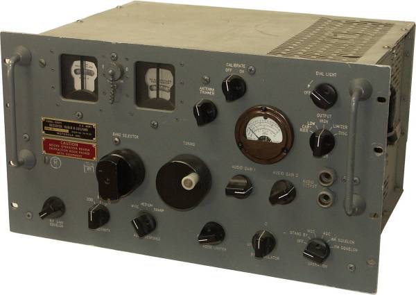 R-220 / URR